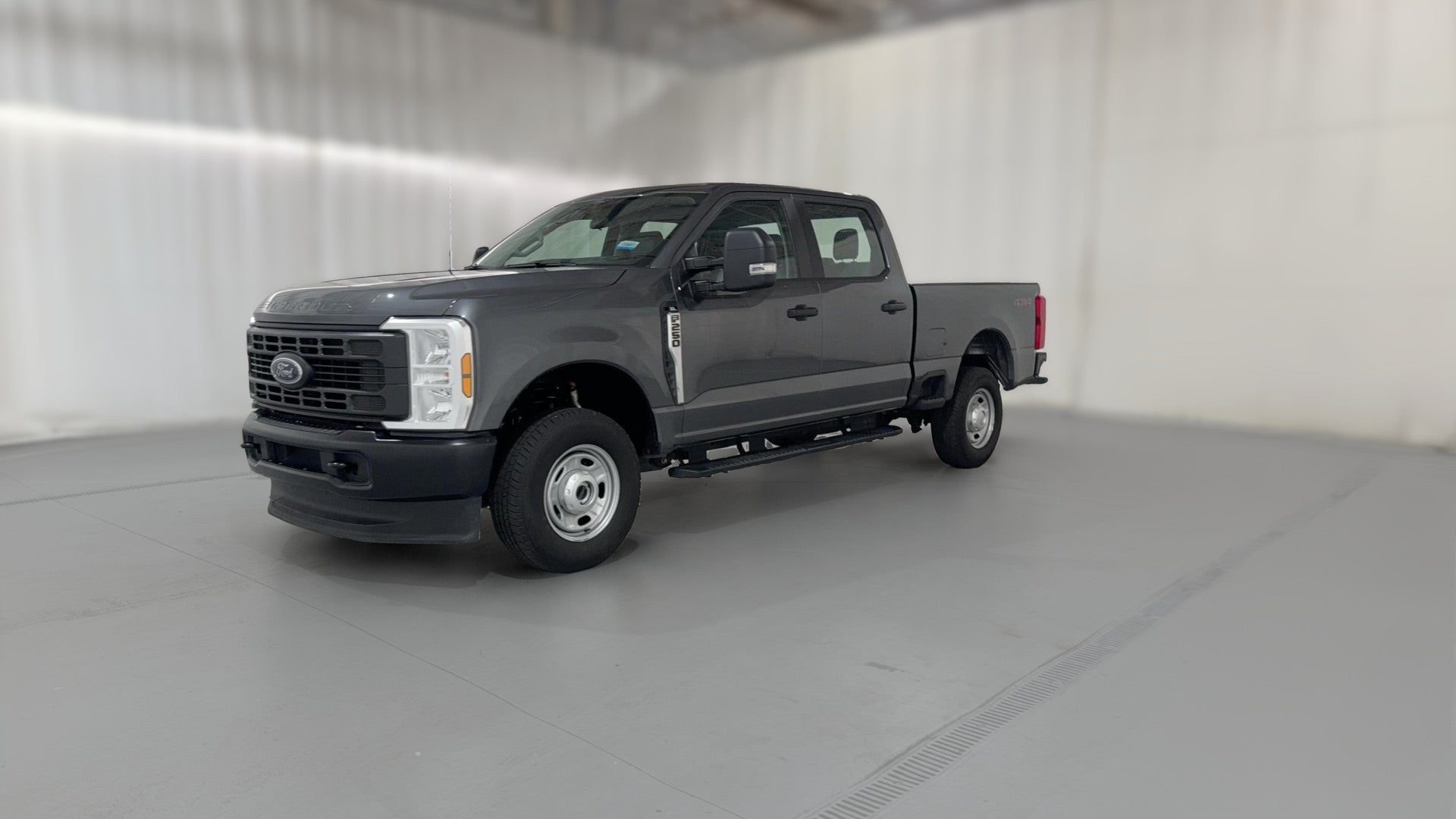 2026 Ford F250 Super Duty Crew Cab vehicle photo