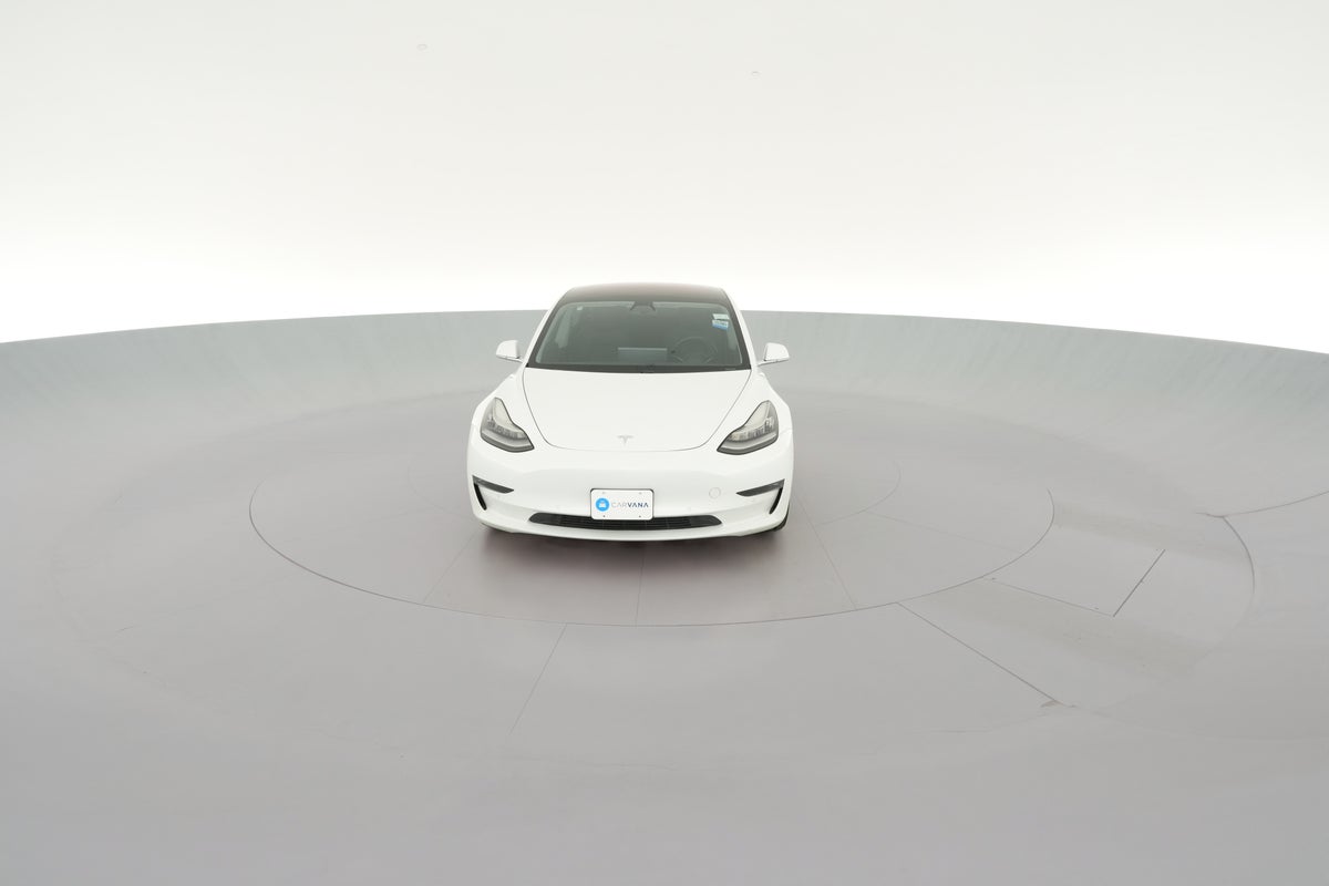 2018 Tesla Model 3 Long Range All-Wheel Drive in Pearl White — 360° view 1