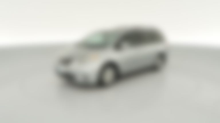 2017 Toyota Sienna vehicle photo