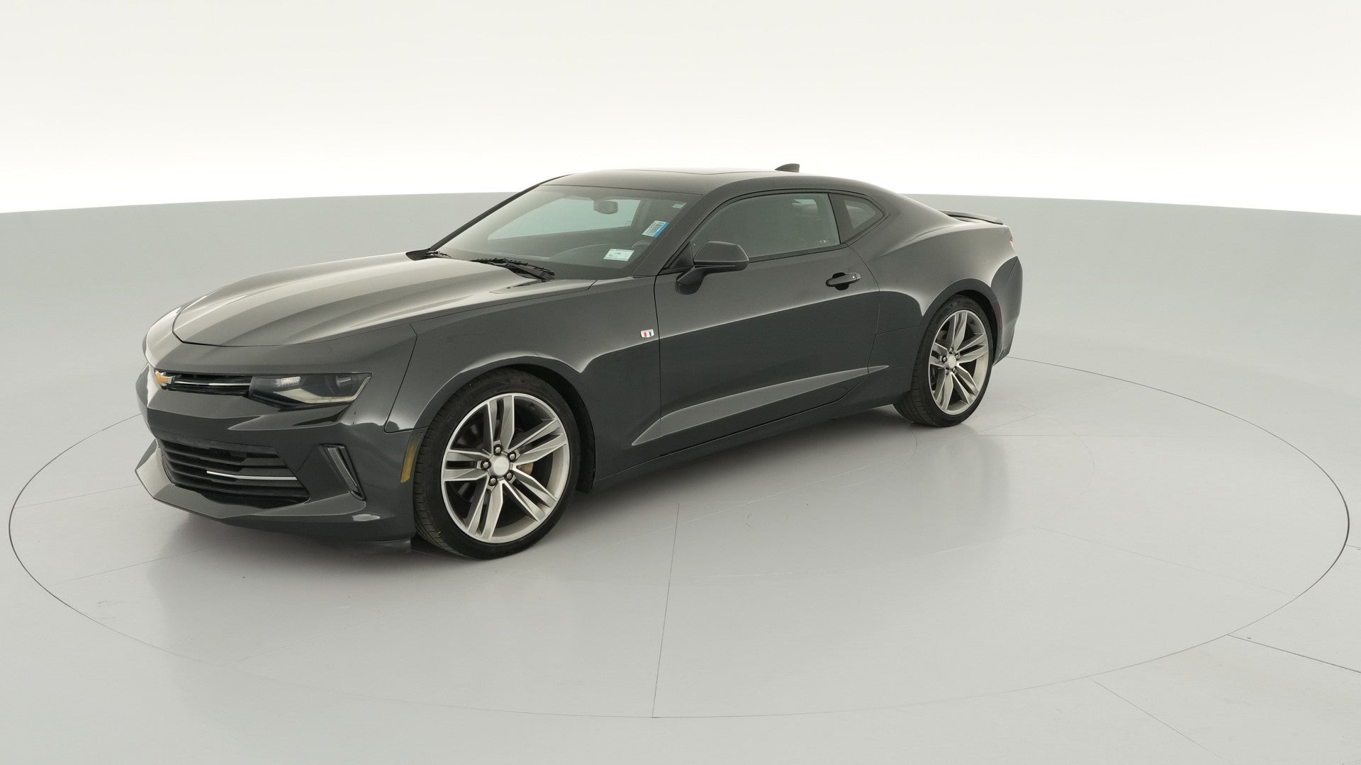 2018 Chevrolet Camaro vehicle photo