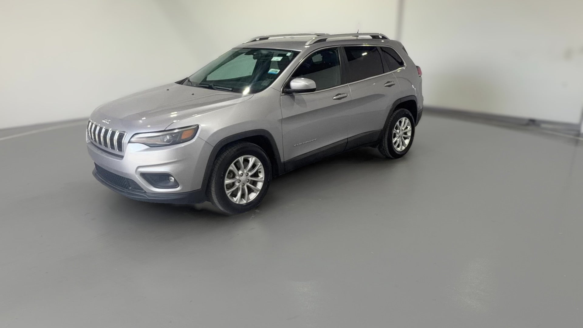 2019 Jeep Cherokee vehicle photo