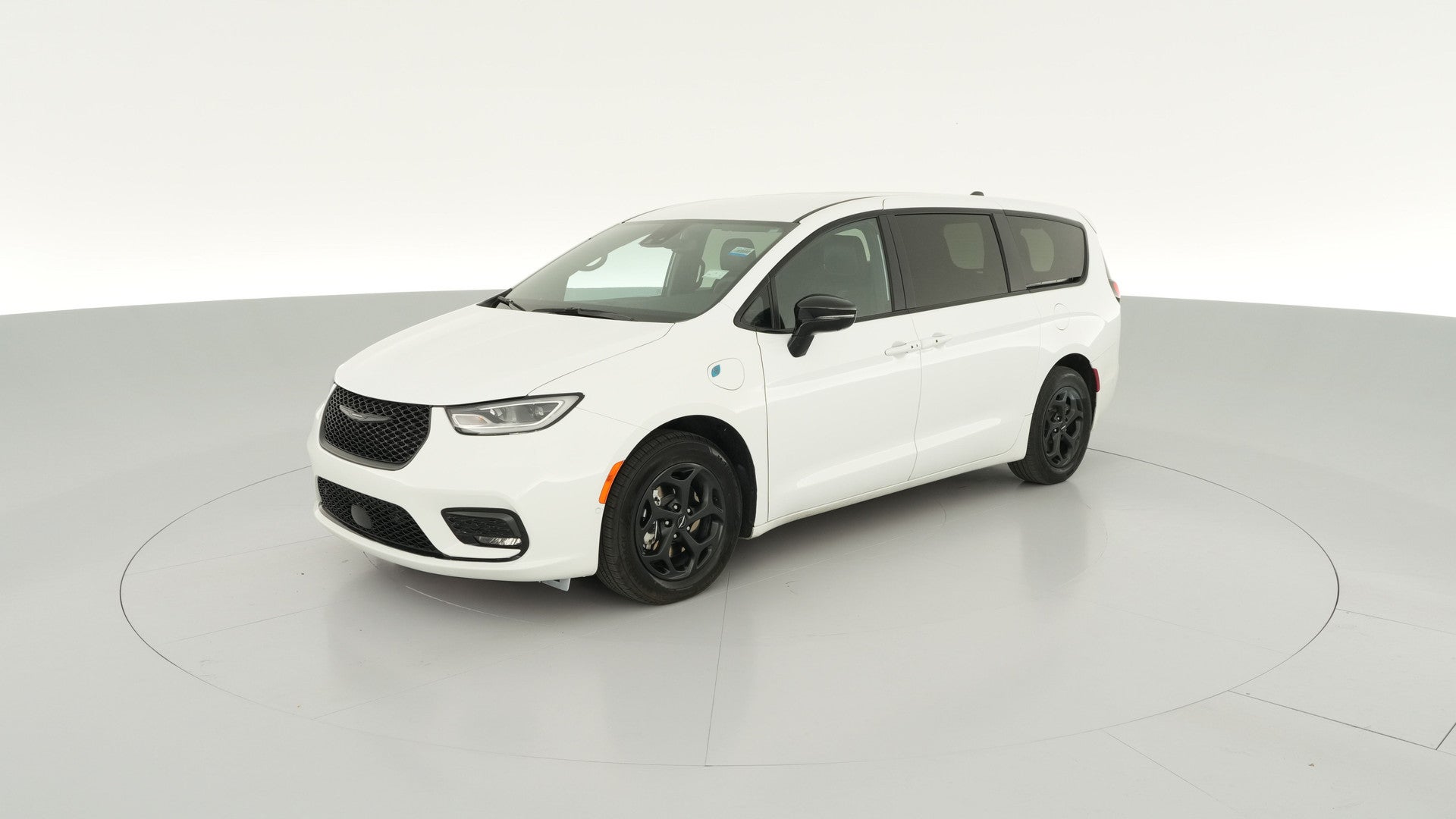 2024 Chrysler Pacifica Hybrid vehicle photo