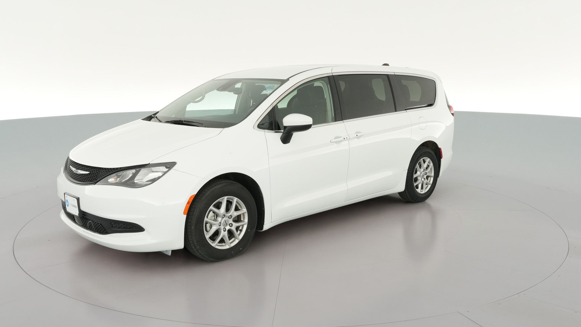 2023 Chrysler Voyager vehicle photo