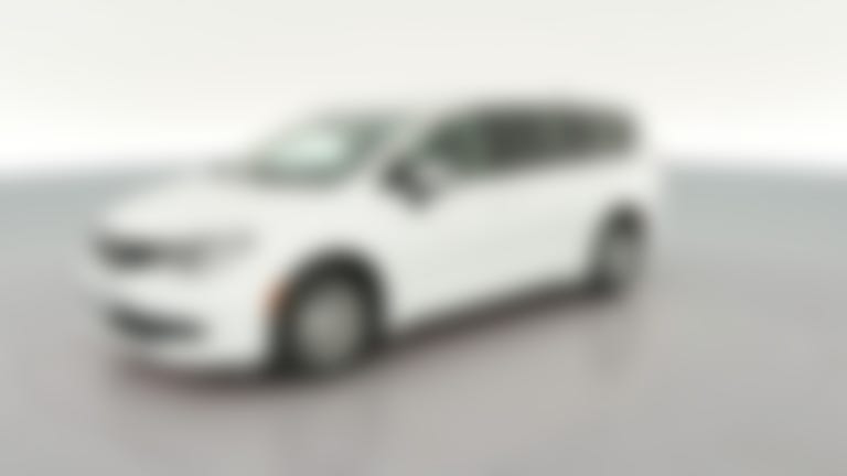2023 Chrysler Voyager vehicle photo