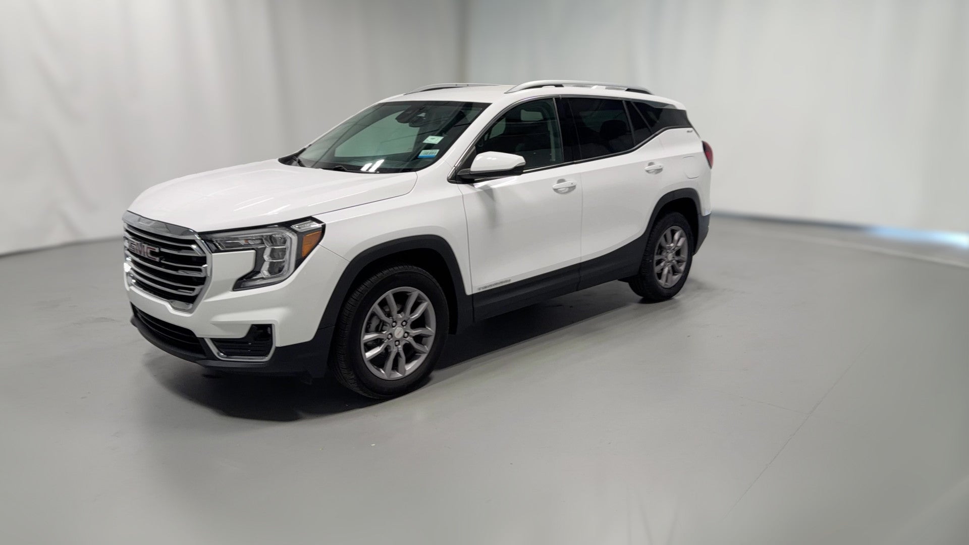 2024 GMC Terrain vehicle photo