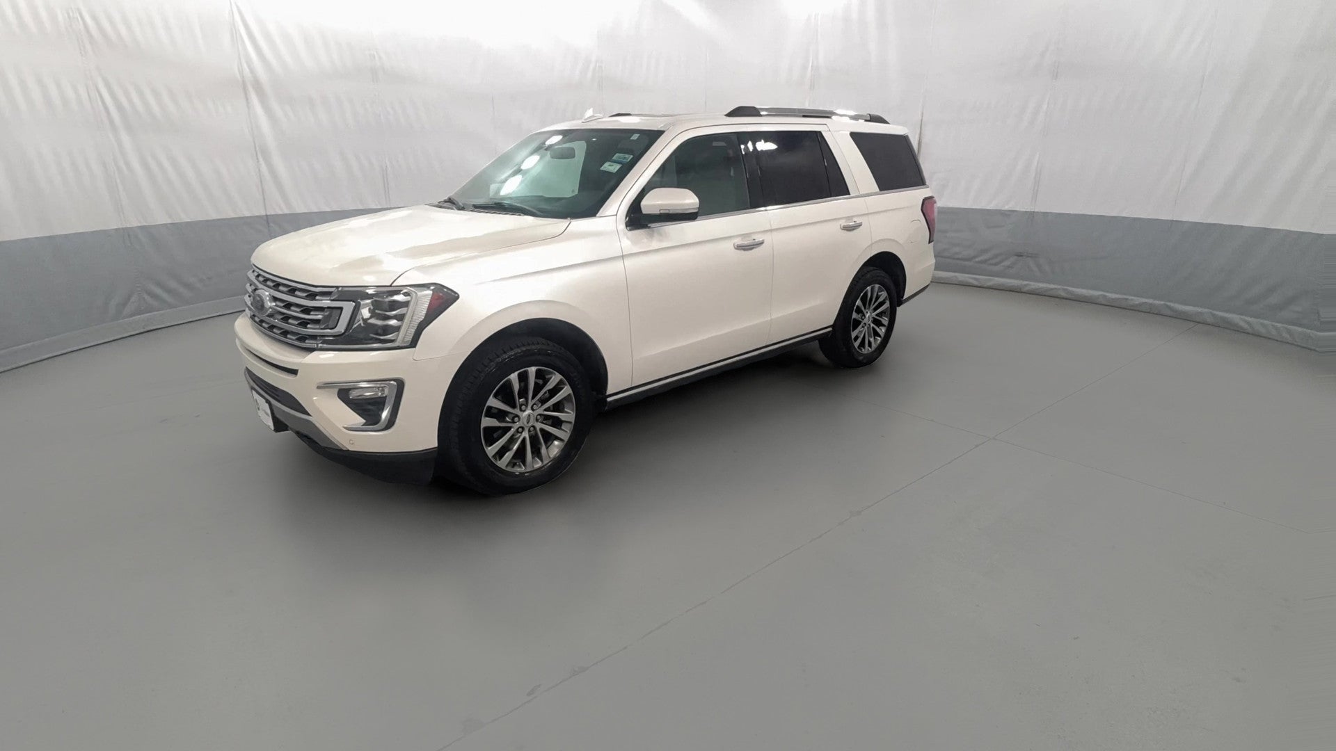 2018 Ford Expedition vehicle photo