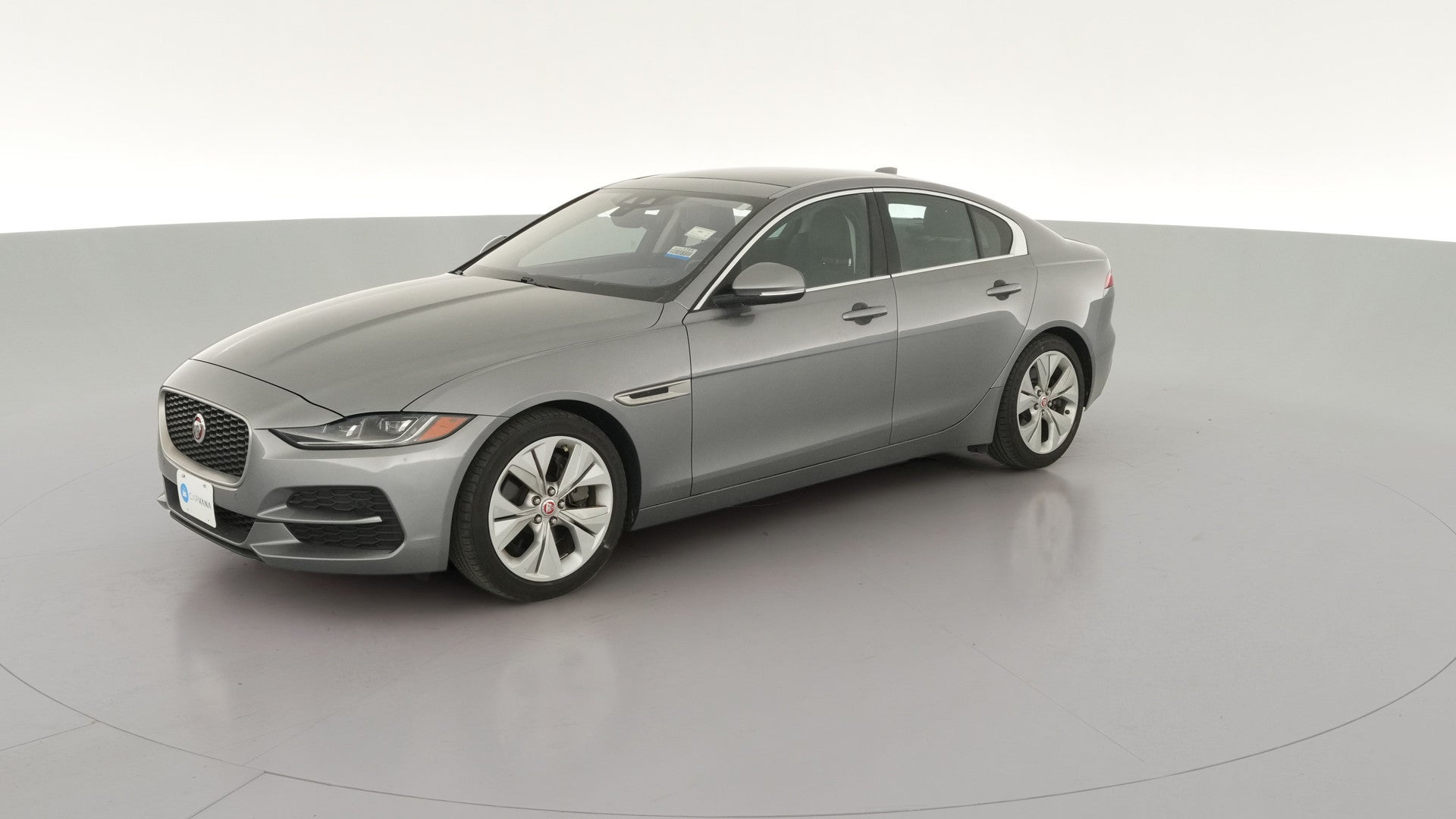 2020 Jaguar XE vehicle photo