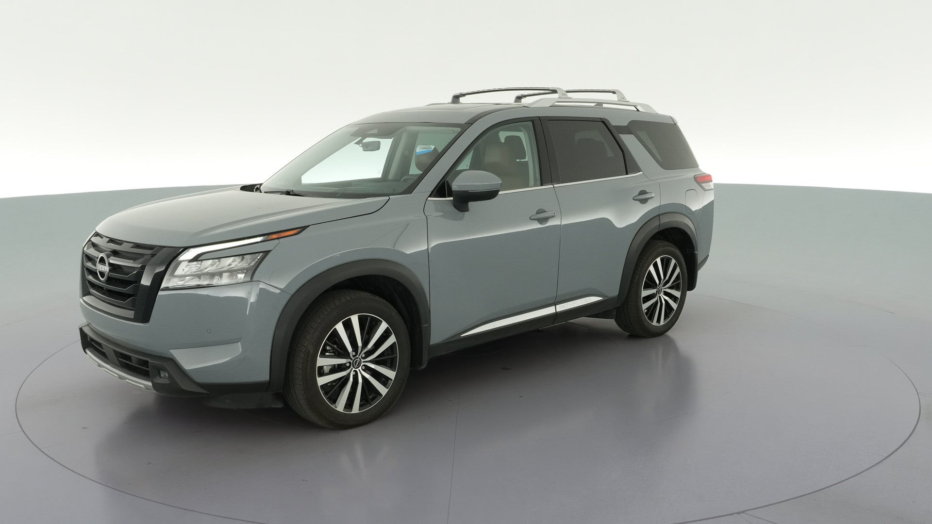 2025 Nissan Pathfinder vehicle photo