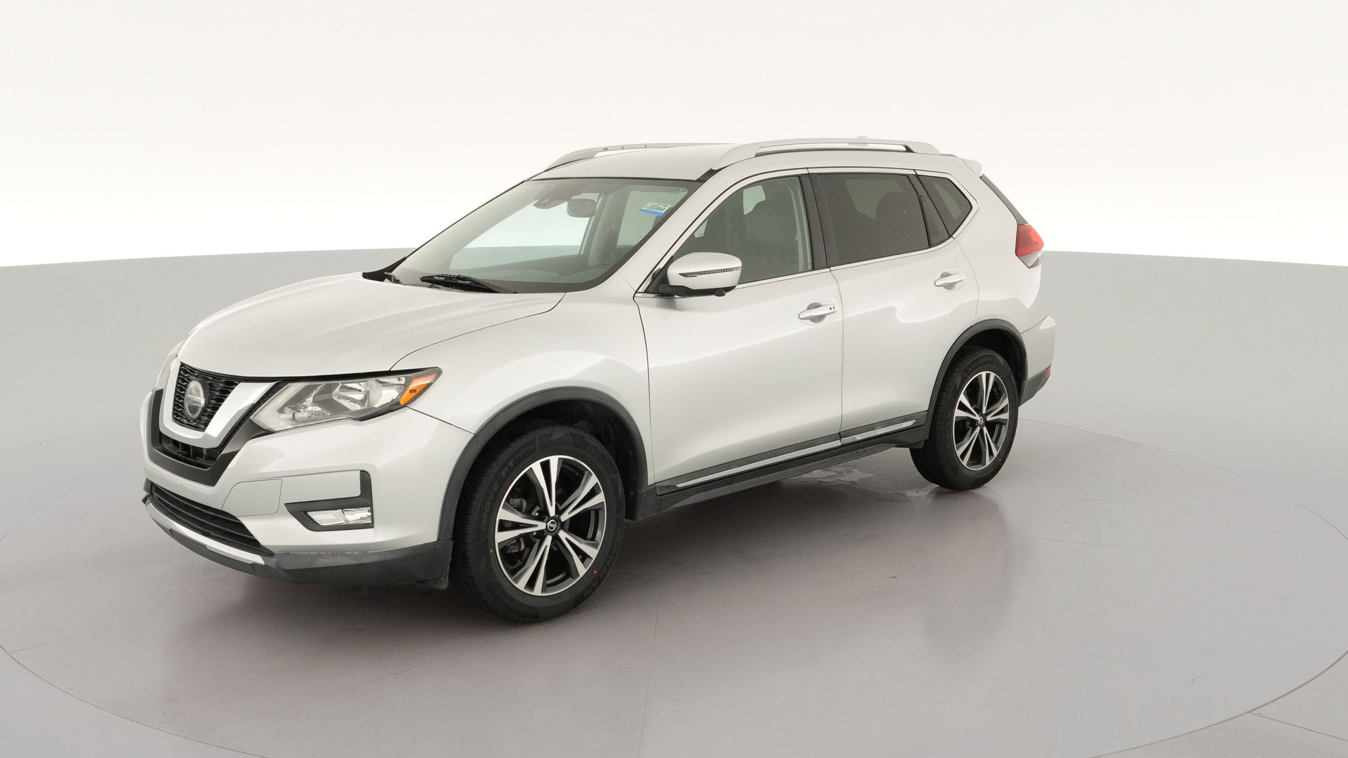 2018 Nissan Rogue vehicle photo