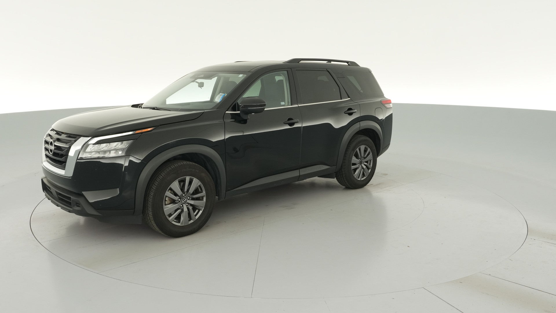 2025 Nissan Pathfinder vehicle photo