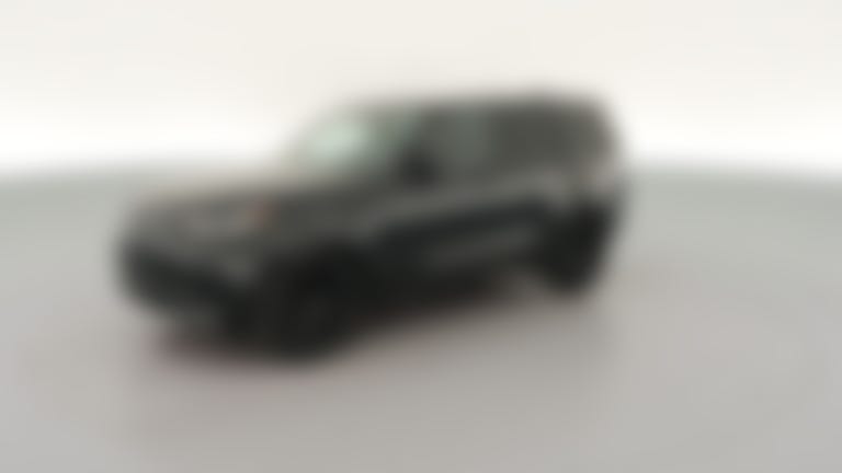 2025 Land Rover Discovery vehicle photo
