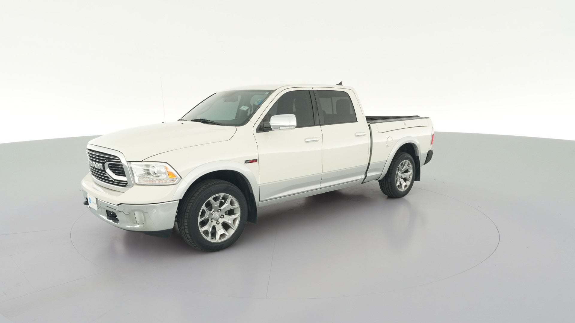 2016 Ram 1500 Crew Cab vehicle photo