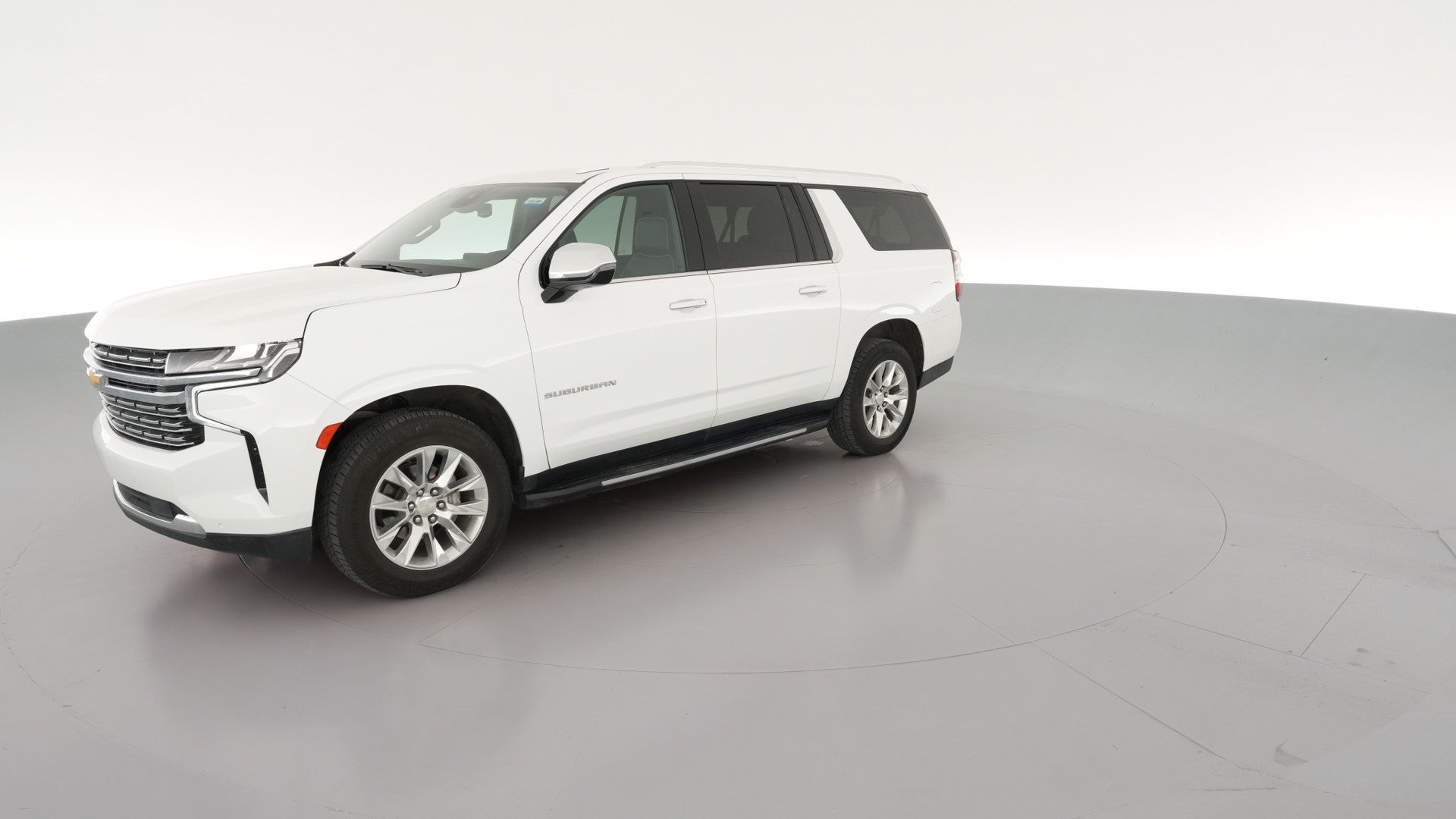 2023 Chevrolet Suburban vehicle photo