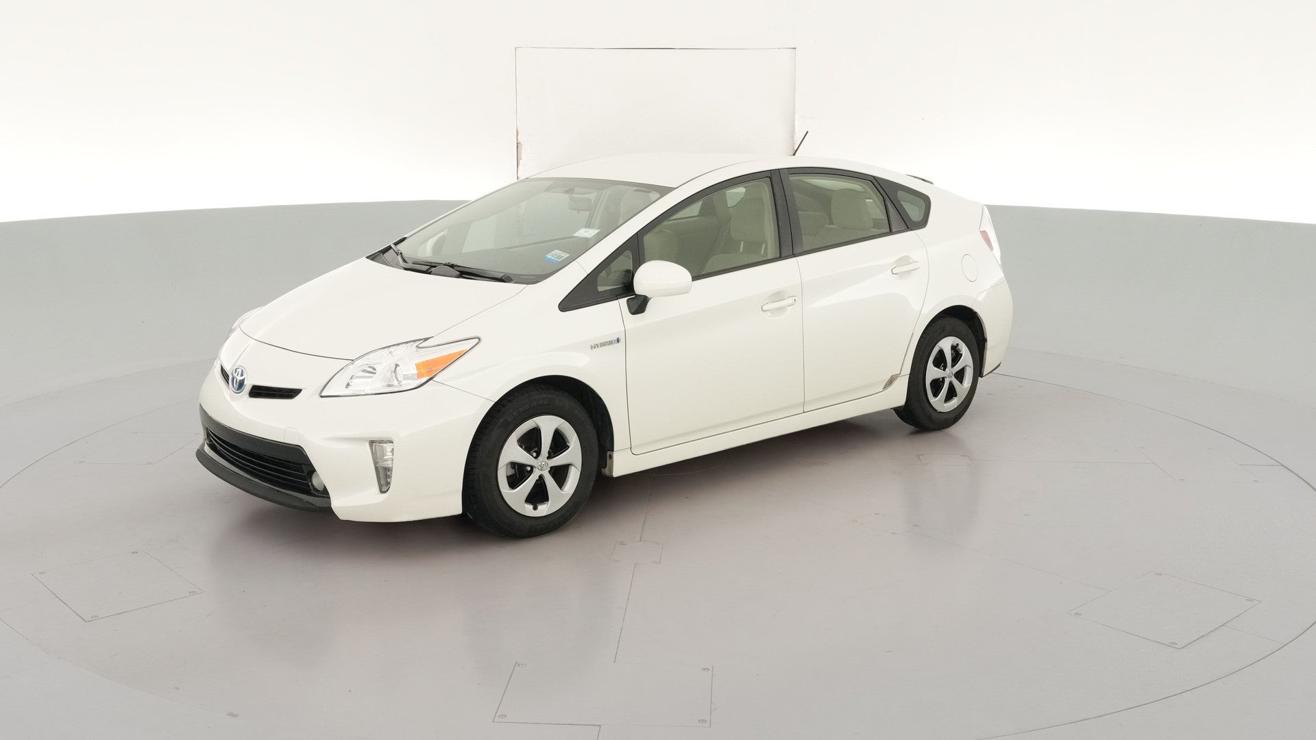 2015 Toyota Prius vehicle photo
