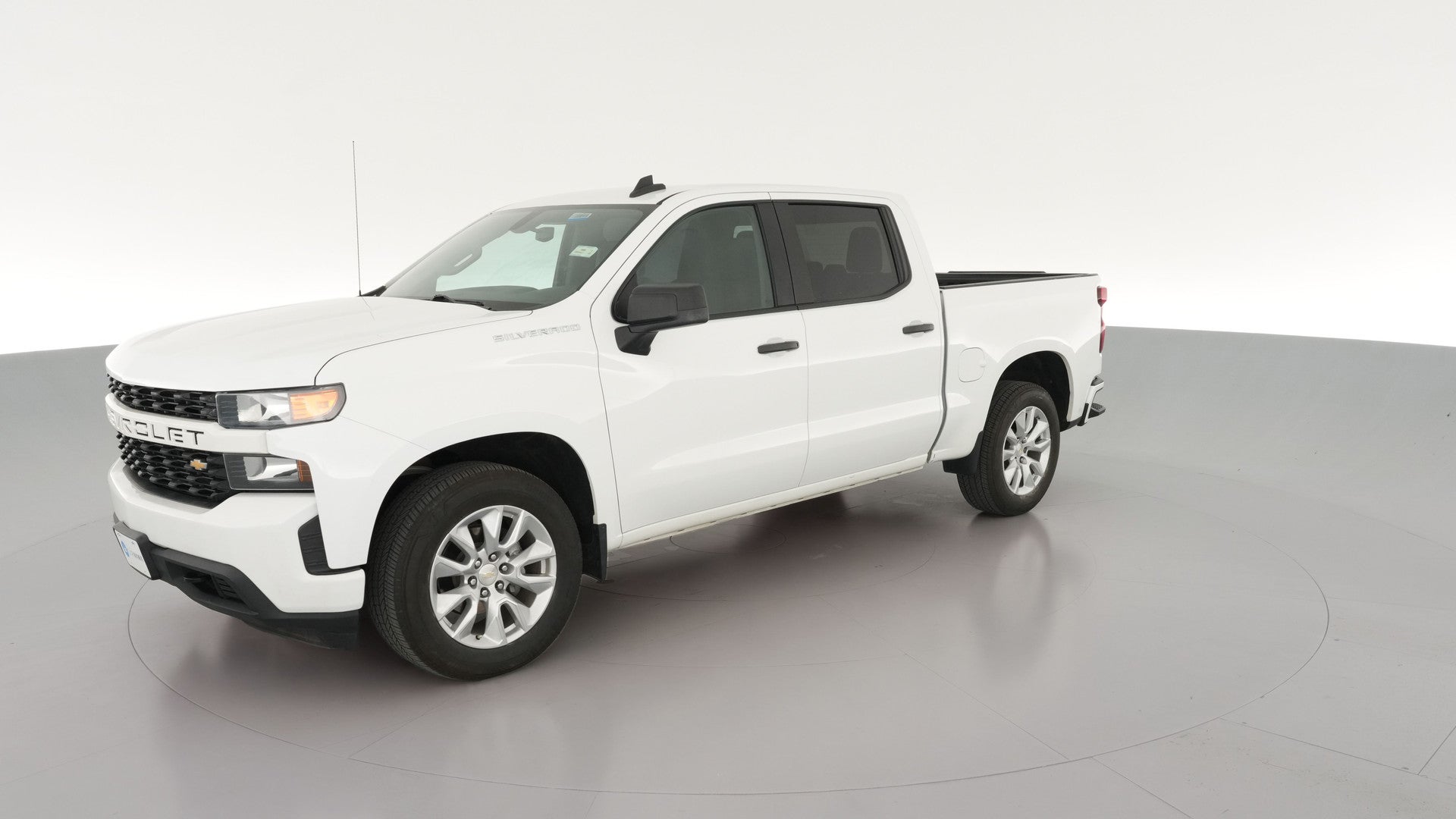 2021 Chevrolet Silverado 1500 Crew Cab vehicle photo