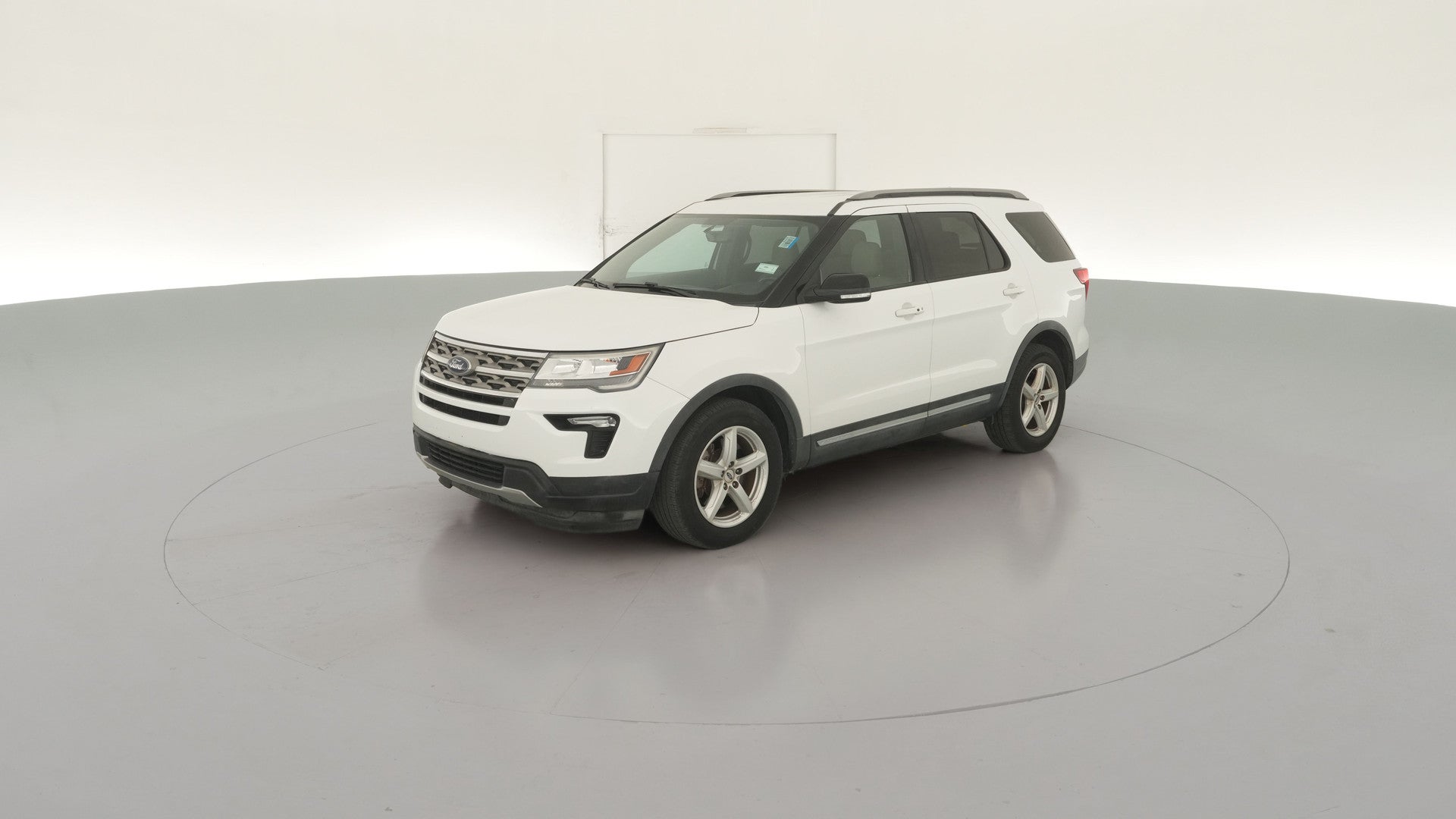 2018 Ford Explorer vehicle photo