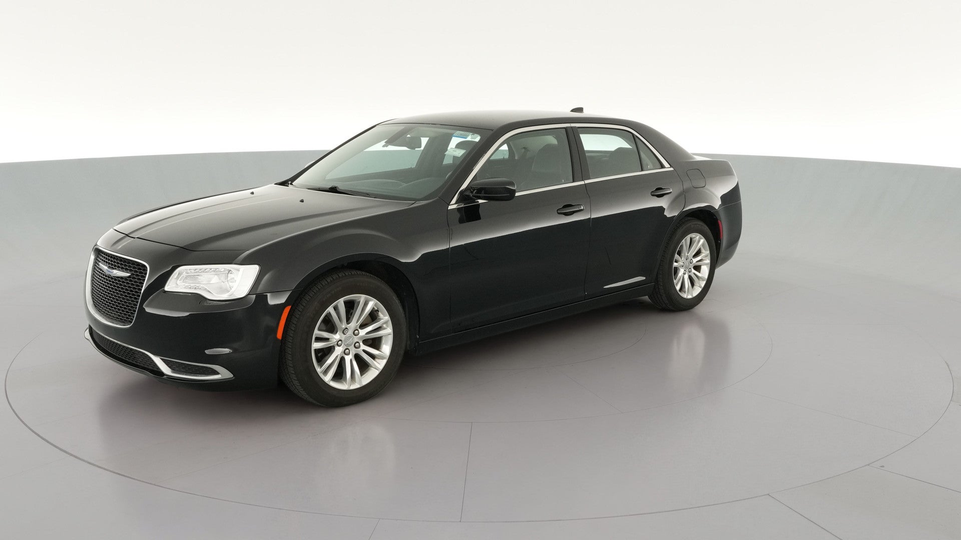 2017 Chrysler 300 vehicle photo