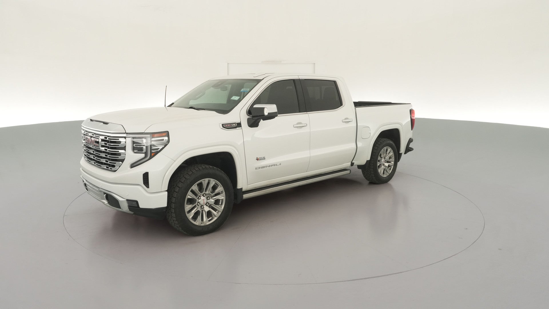 2022 GMC Sierra 1500 Crew Cab vehicle photo