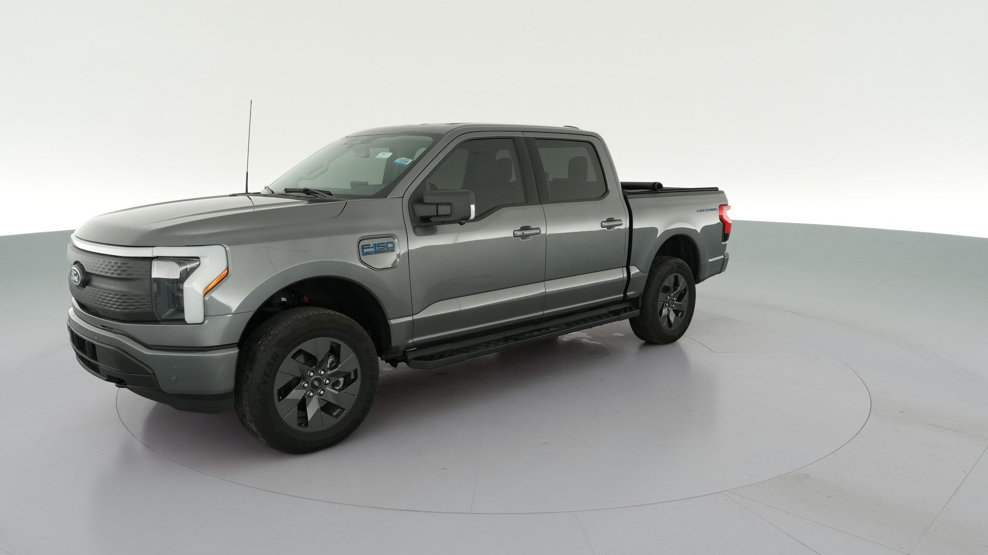 2025 Ford F150 Lightning vehicle photo