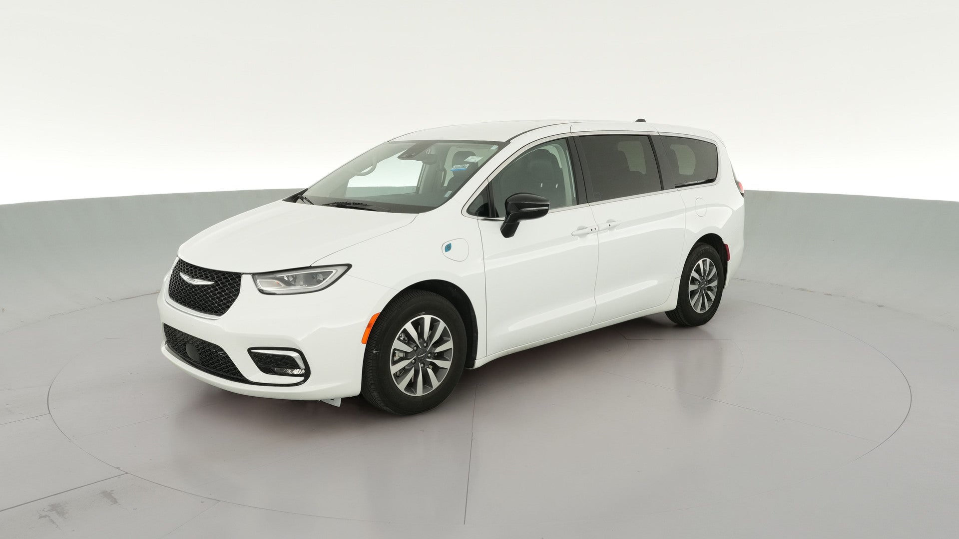 2024 Chrysler Pacifica Hybrid vehicle photo