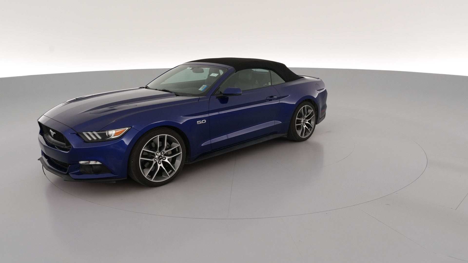 2016 Ford Mustang vehicle photo