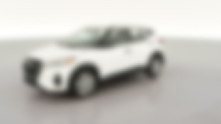 2025 Nissan Kicks Play vehicle photo