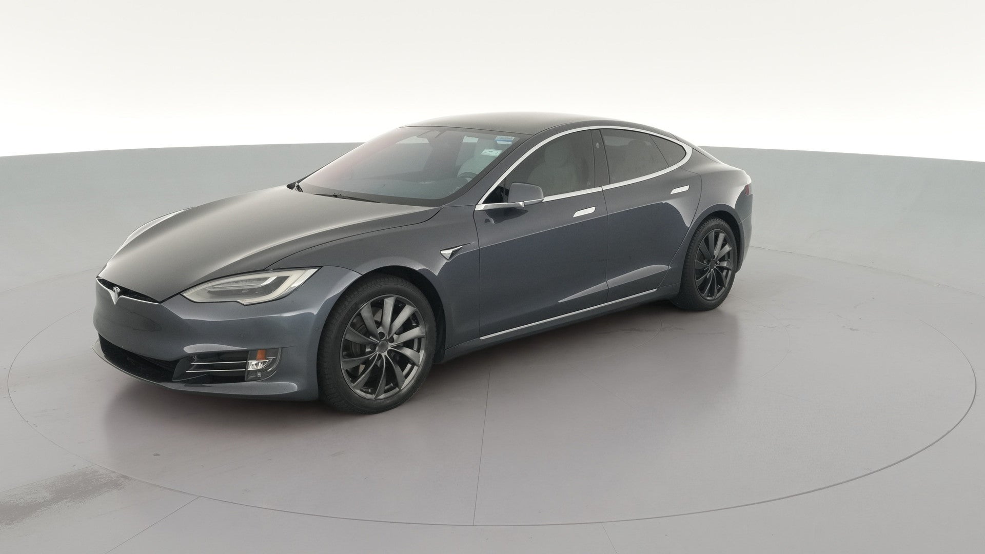 2019 Tesla Model S vehicle photo