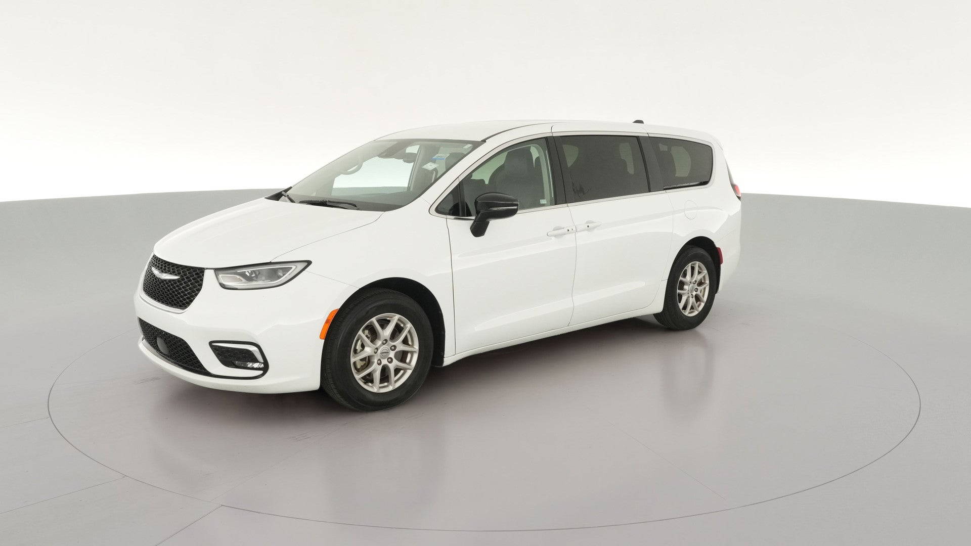 2024 Chrysler Pacifica vehicle photo