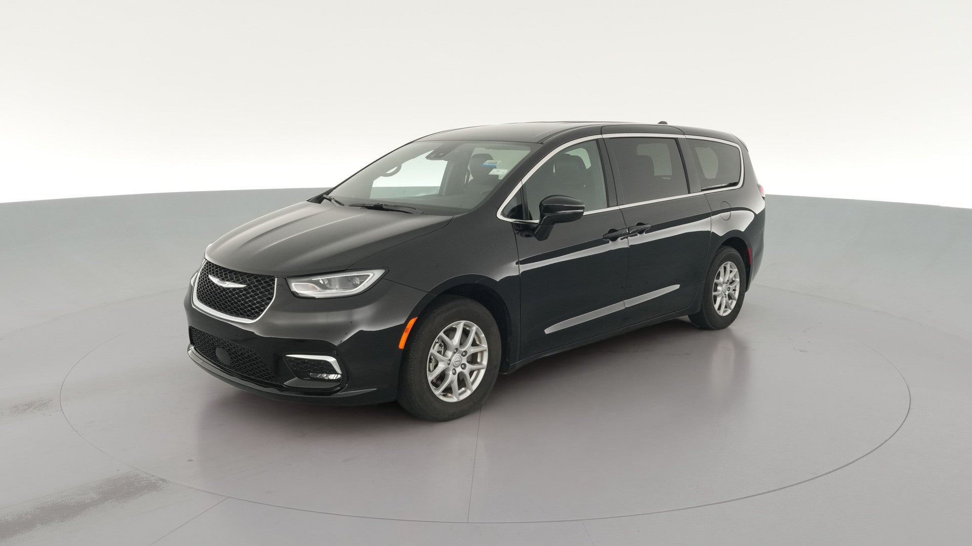 2026 Chrysler Pacifica vehicle photo