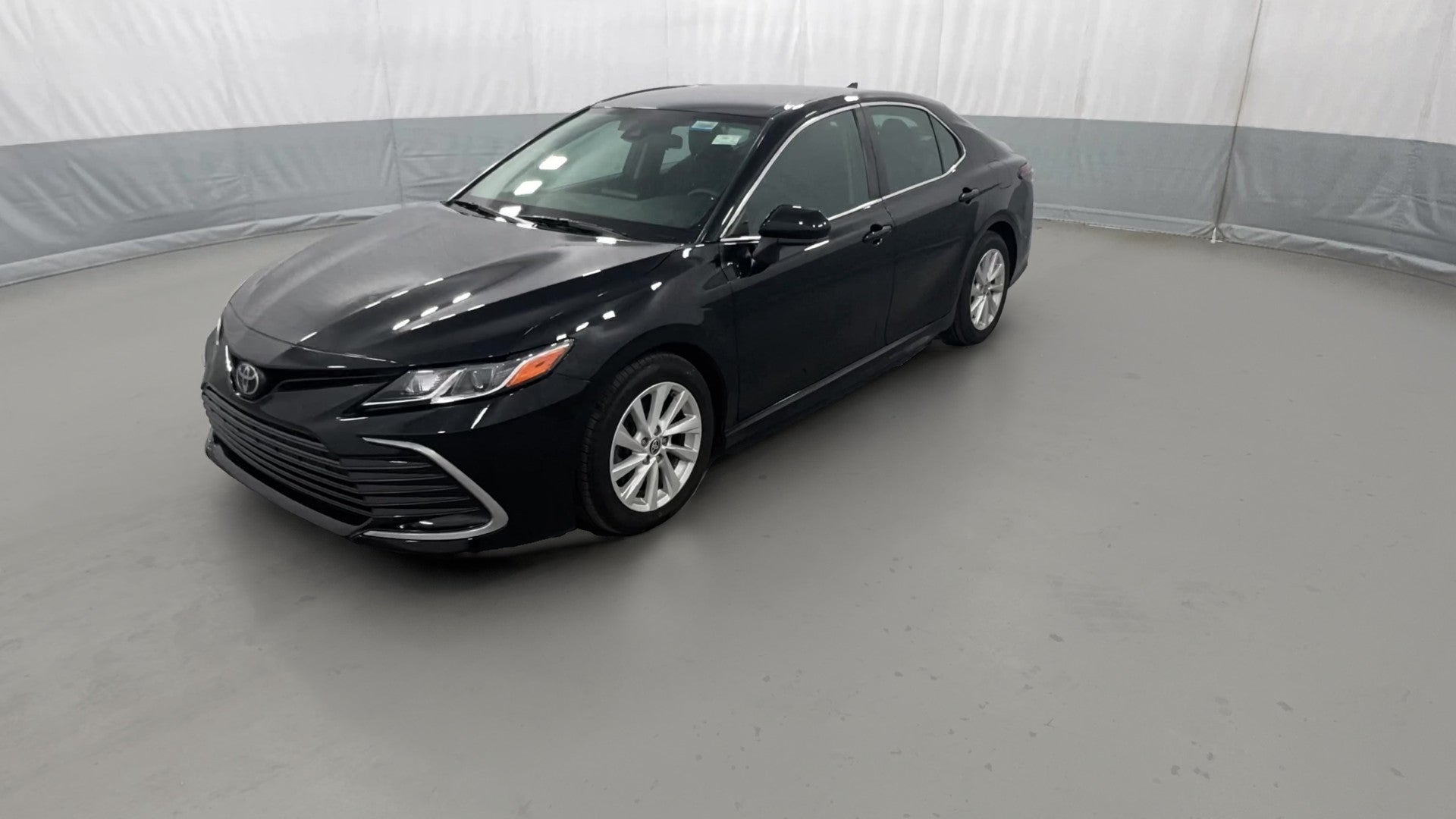 2022 Toyota Camry vehicle photo