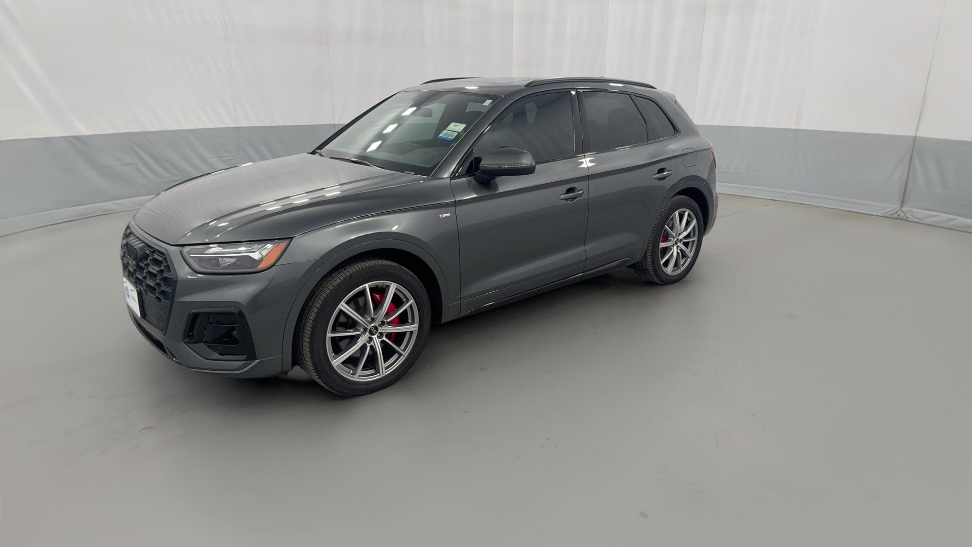 2024 Audi Q5 vehicle photo