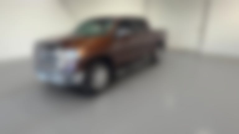 2015 Toyota Tundra CrewMax vehicle photo