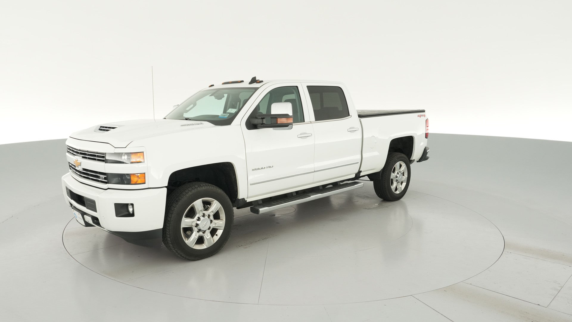 2017 Chevrolet Silverado 2500 HD Crew Cab vehicle photo