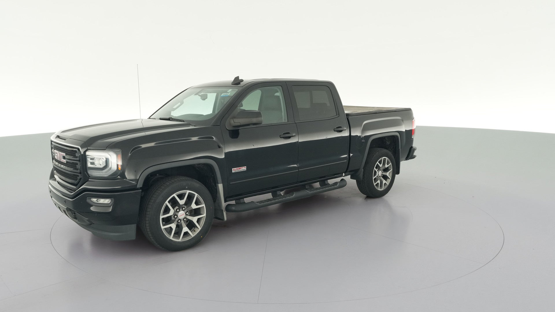 2018 GMC Sierra 1500 Crew Cab vehicle photo
