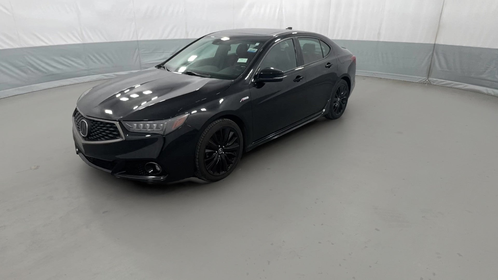 2019 Acura TLX vehicle photo