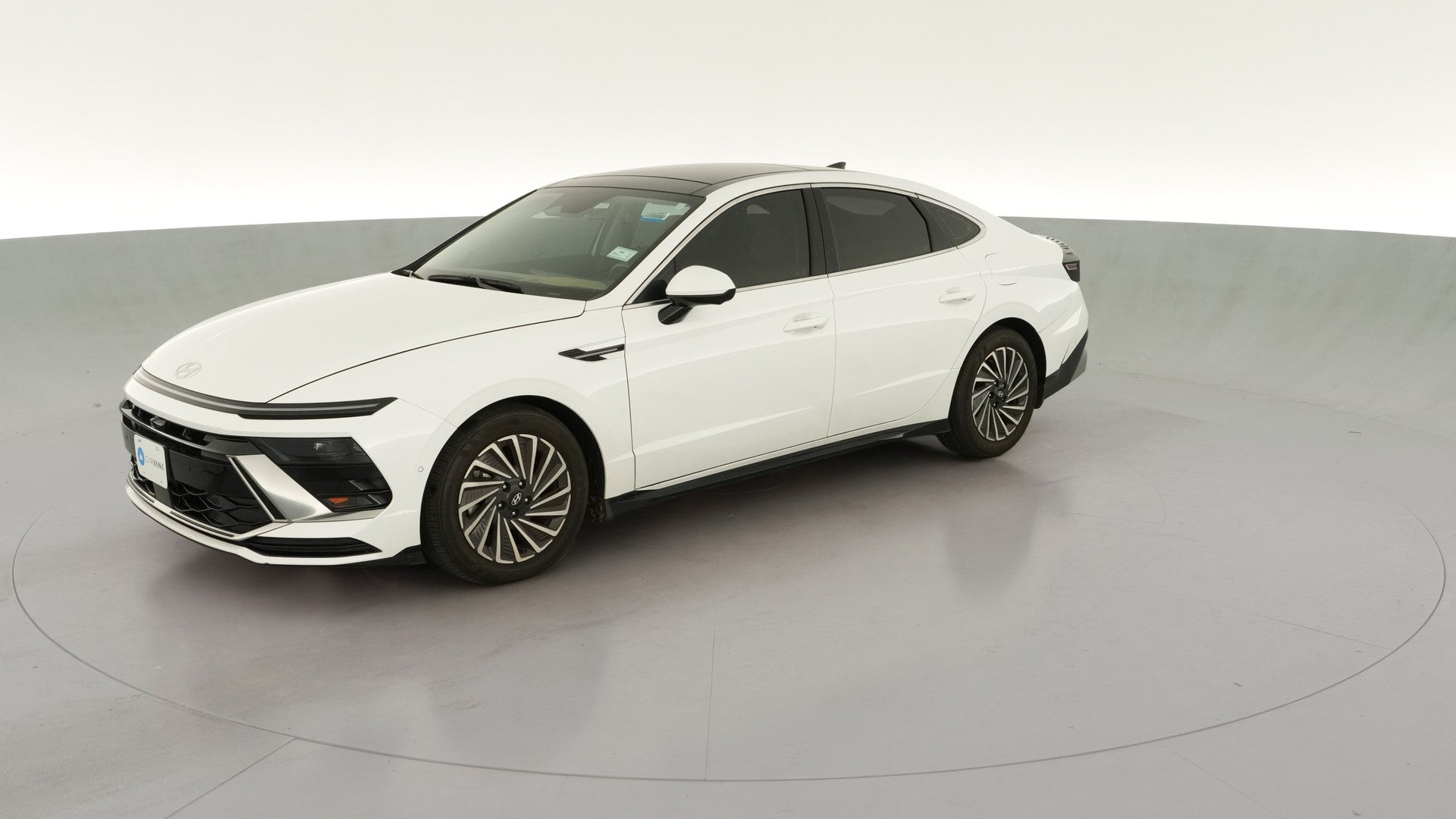 2024 Hyundai Sonata Hybrid vehicle photo