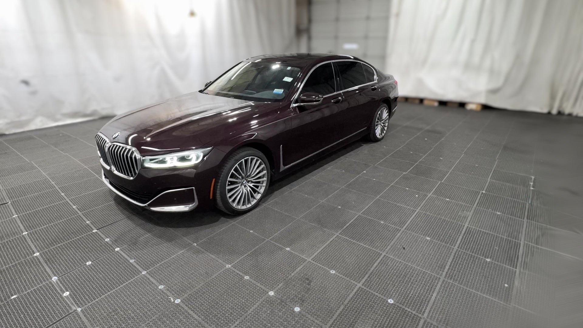 2020 BMW 7 Series vehicle photo