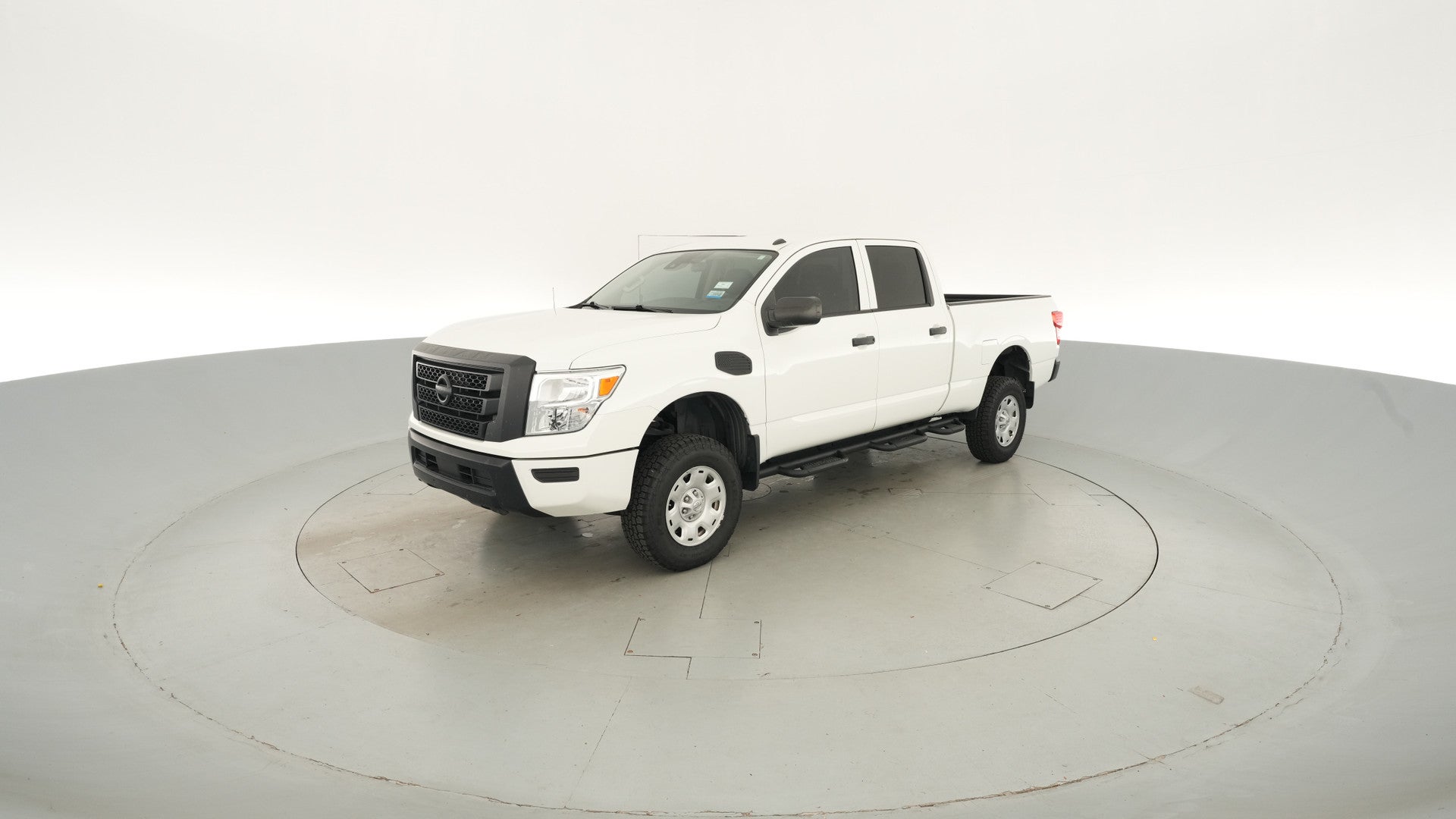 2021 Nissan TITAN XD Crew Cab vehicle photo