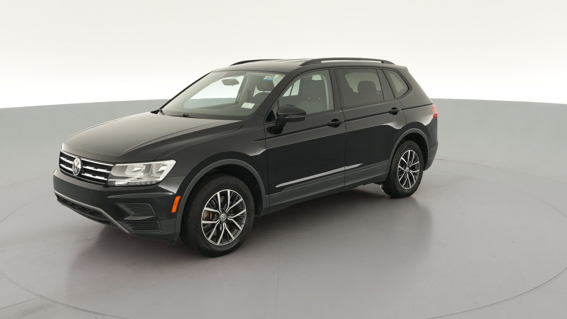 2021 Volkswagen Tiguan vehicle photo