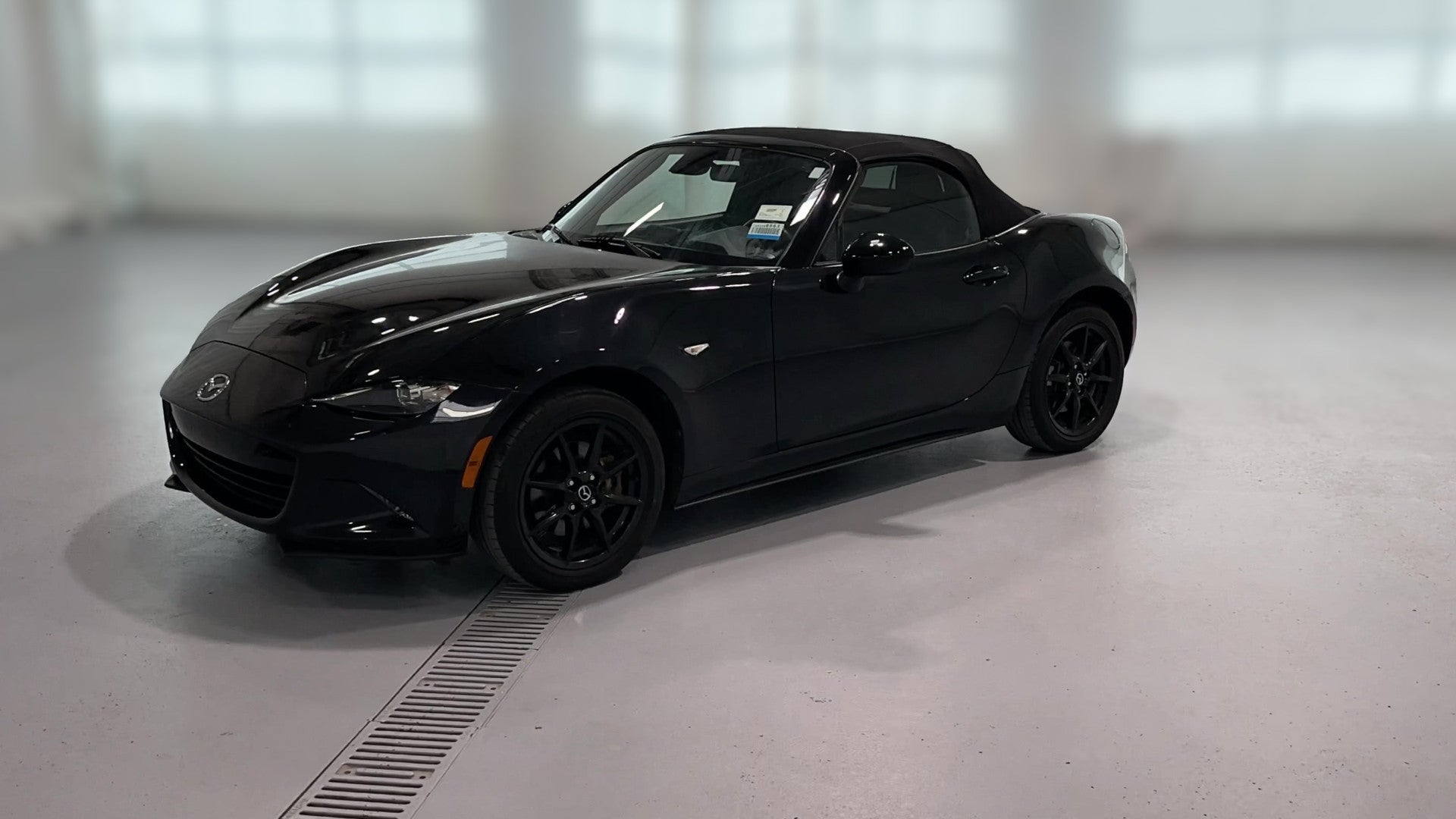 2021 MAZDA MX-5 Miata vehicle photo