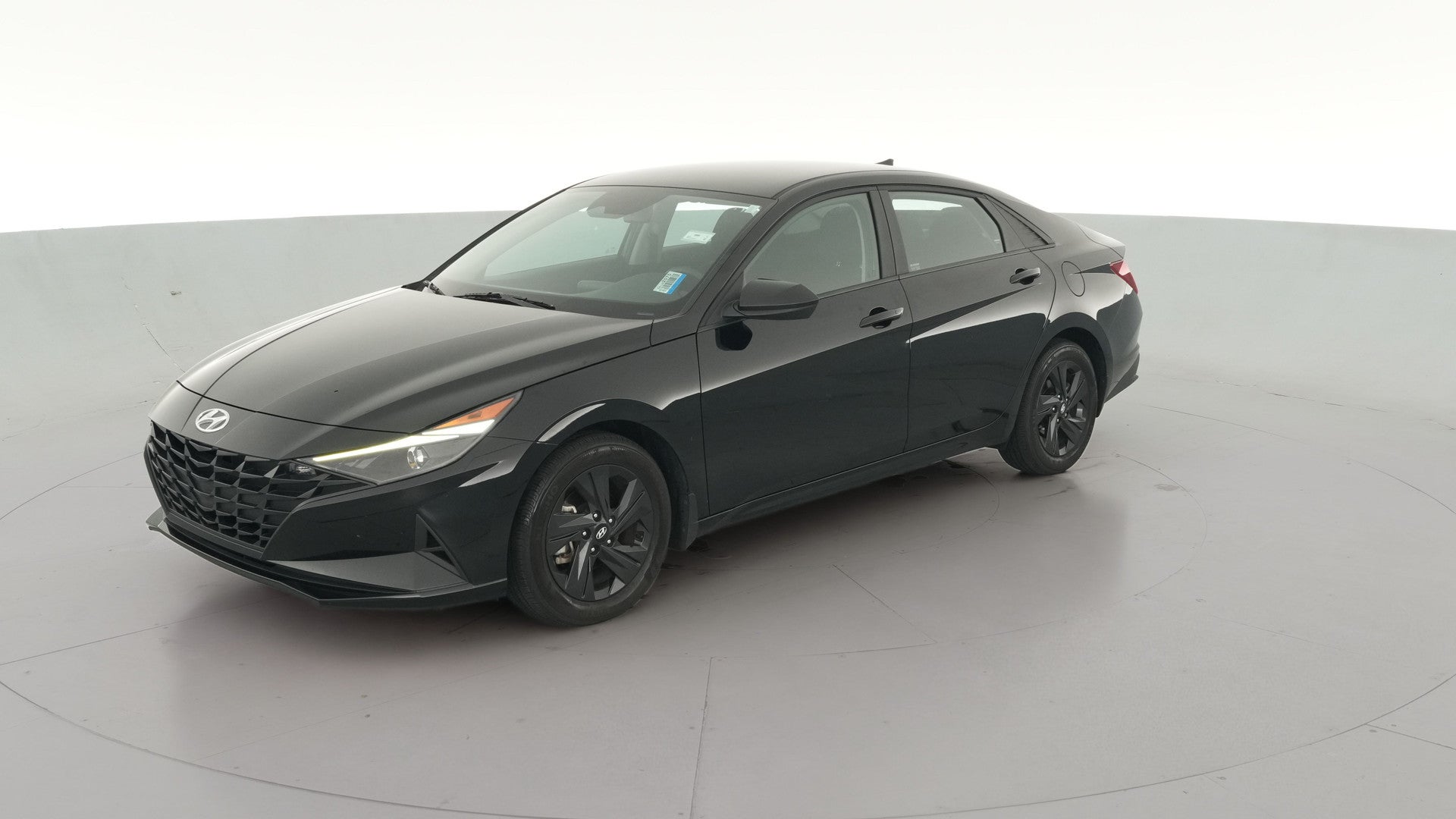 2022 Hyundai Elantra vehicle photo