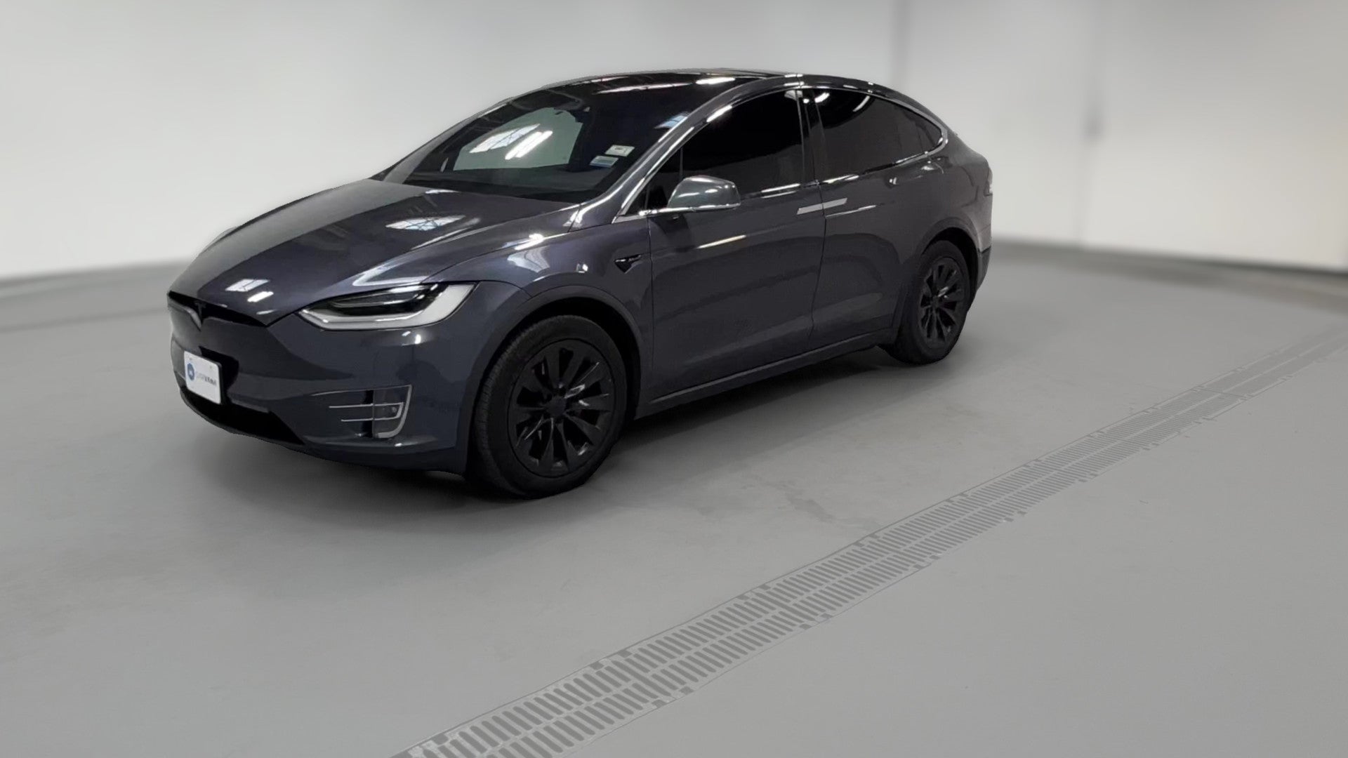 2021 Tesla Model X vehicle photo