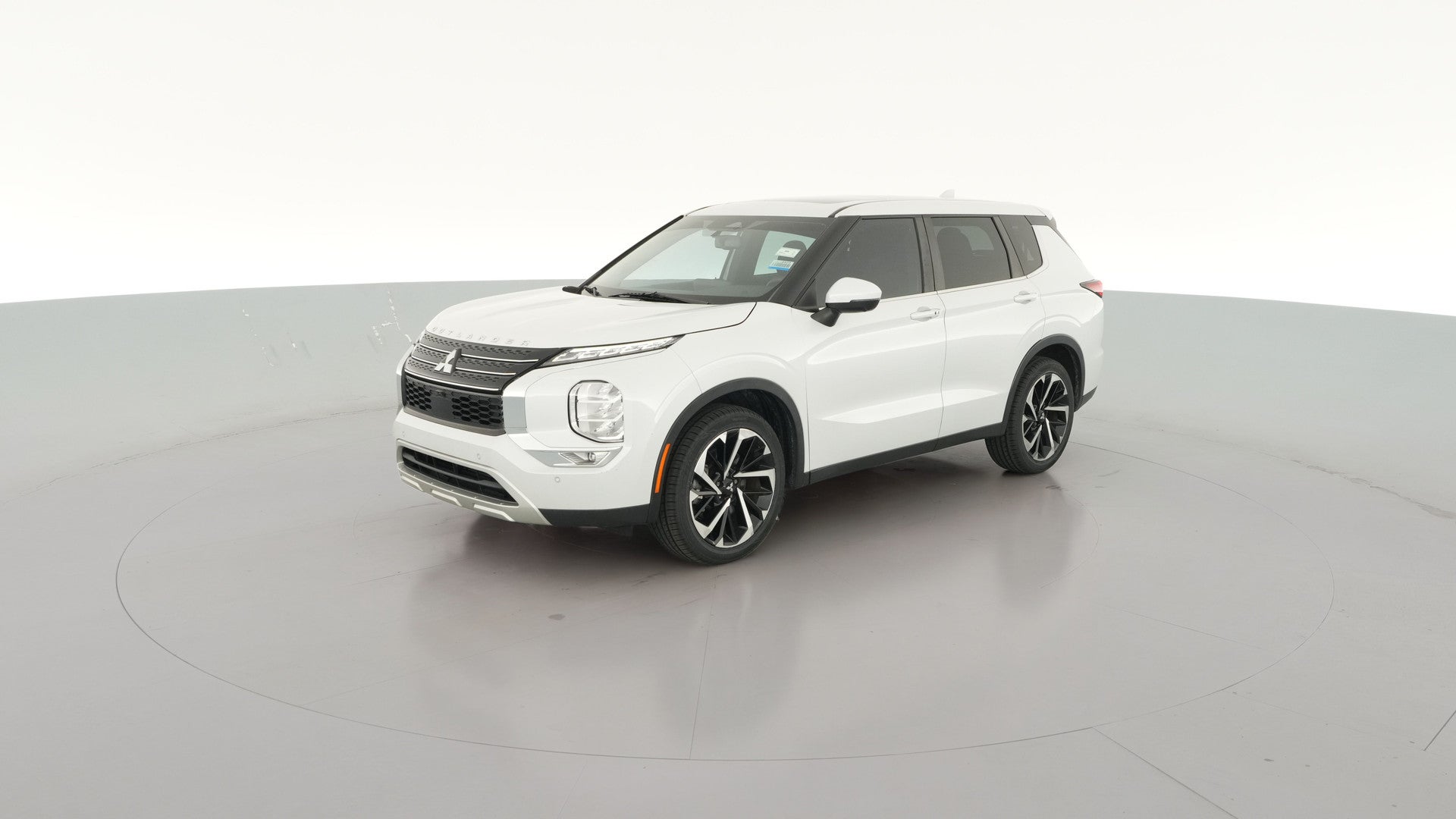 2023 Mitsubishi Outlander vehicle photo