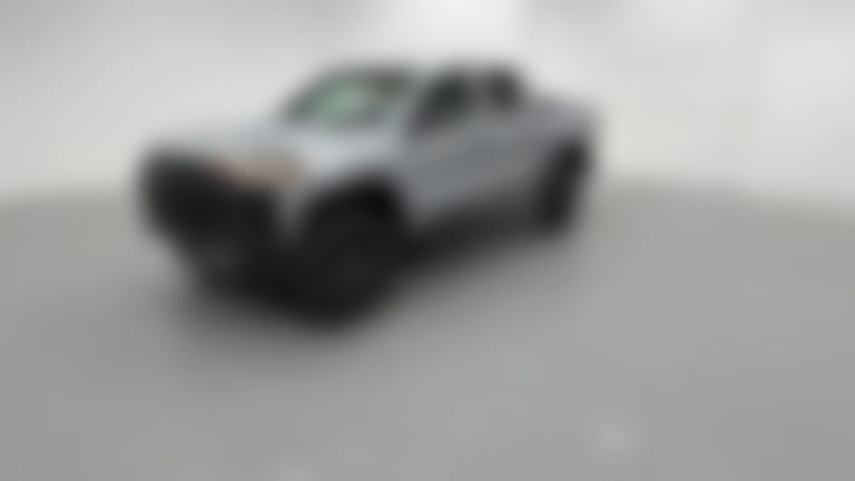 2025 Chevrolet Colorado Crew Cab vehicle photo