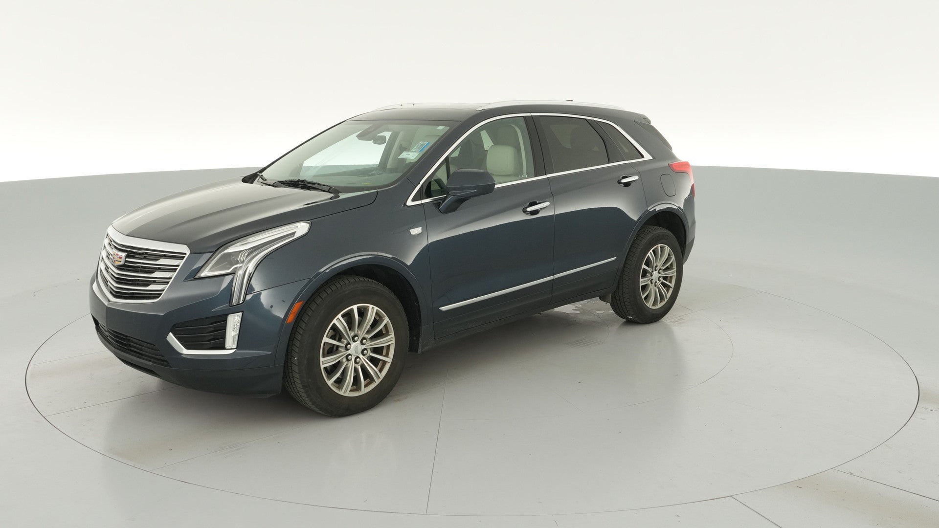 2018 Cadillac XT5 vehicle photo