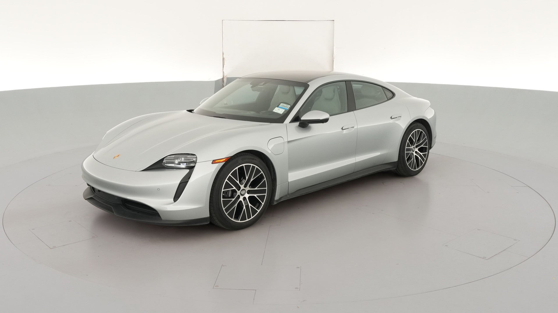 2022 Porsche Taycan vehicle photo