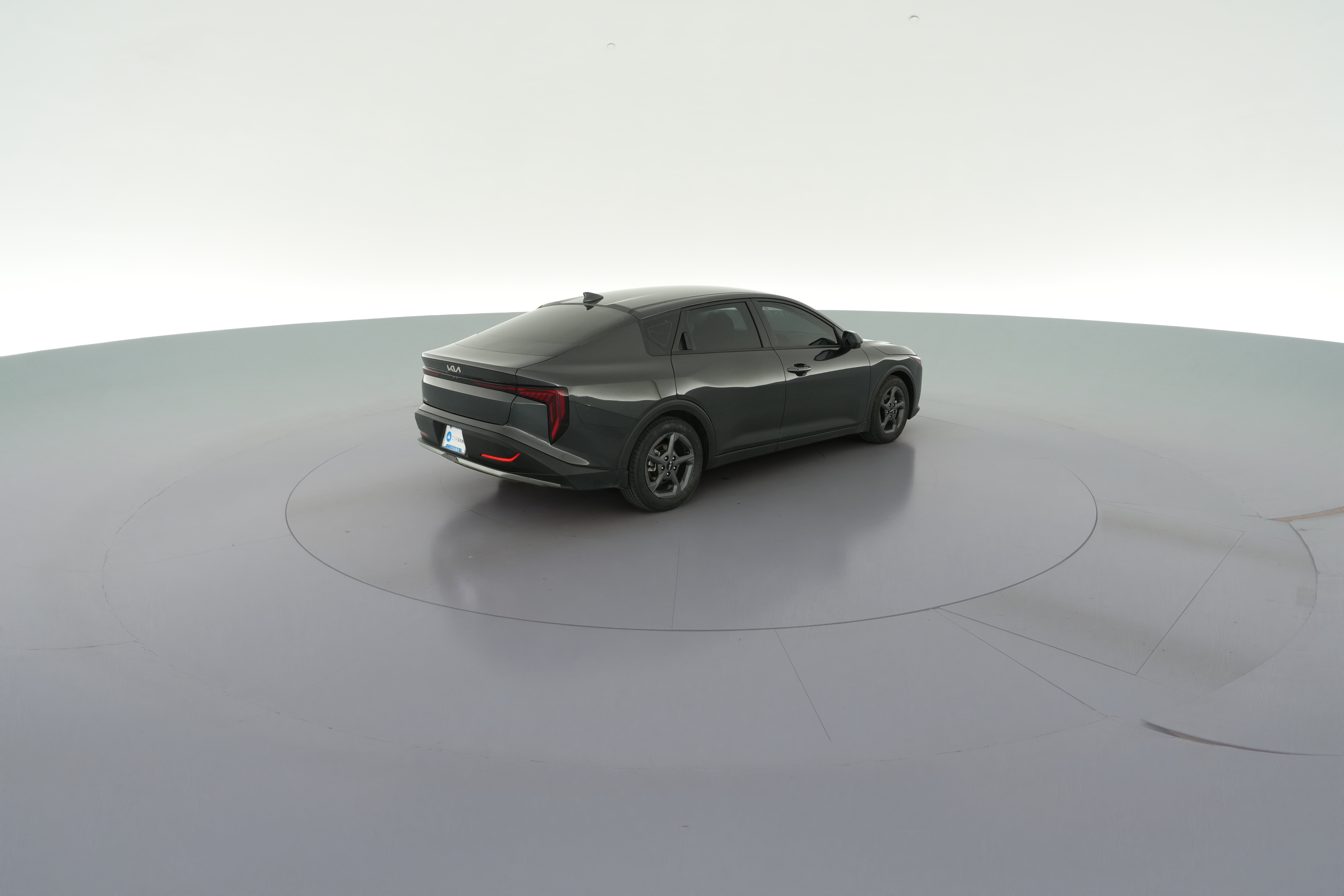 2025 Kia K4 LXS - Photo 32