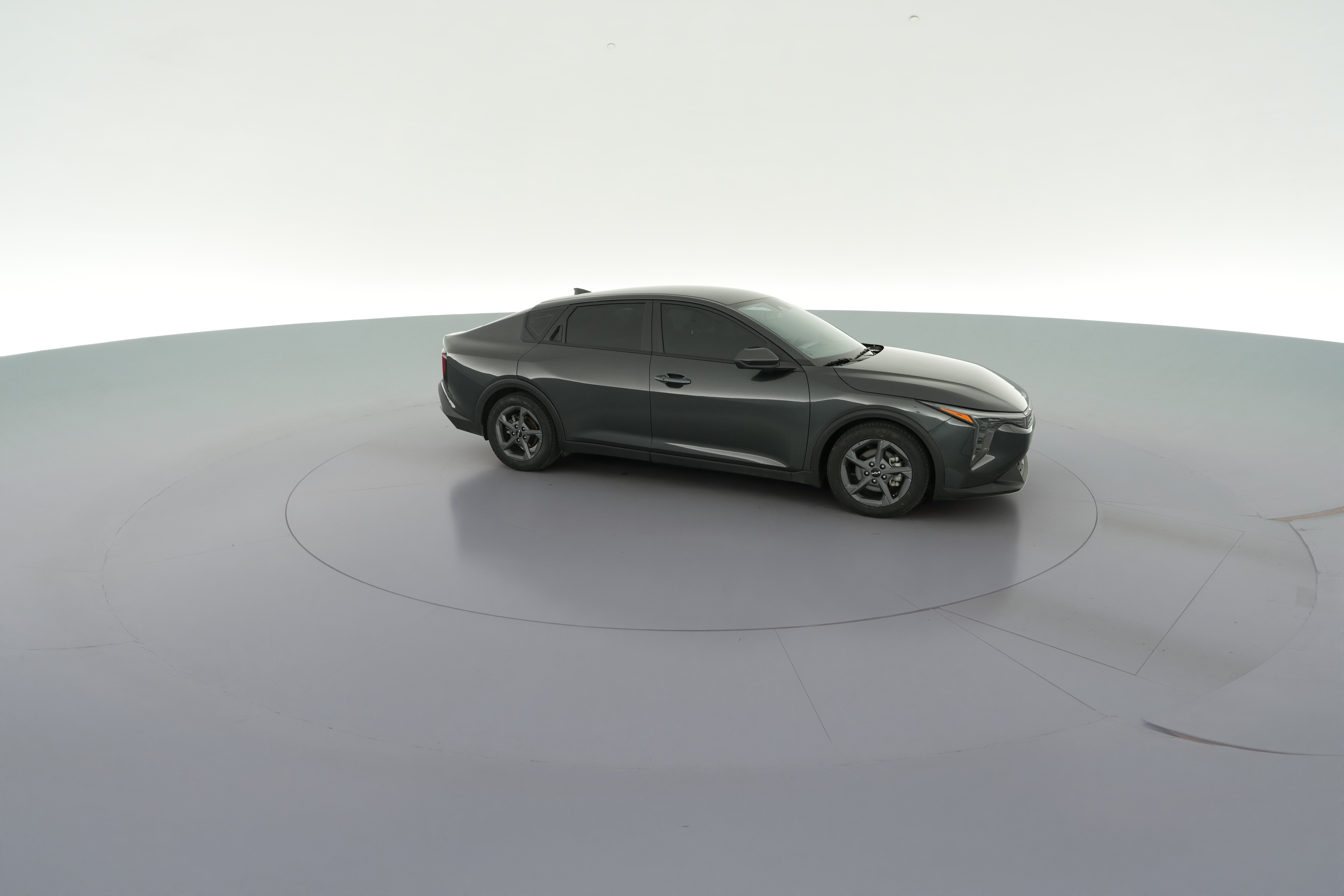 2025 Kia K4 LXS - Photo 35