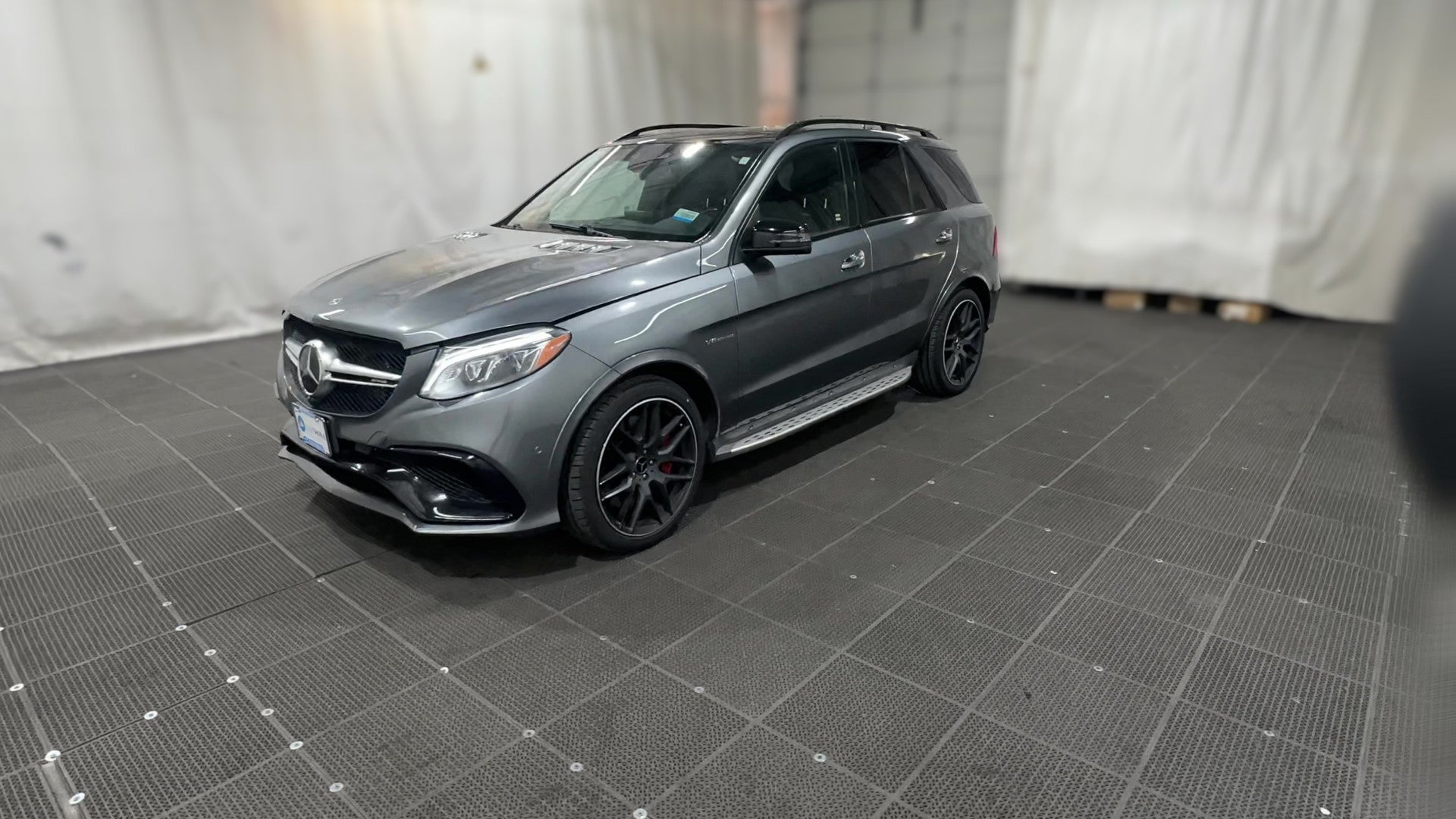 2018 Mercedes-Benz Mercedes-AMG GLE vehicle photo
