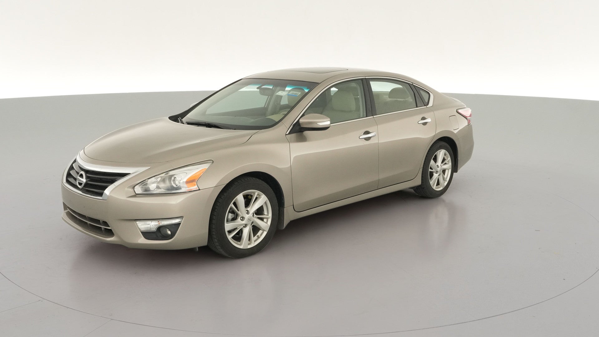 2014 Nissan Altima vehicle photo